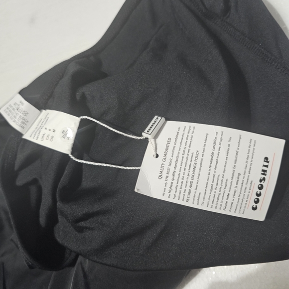 NWT Small Black Halter Plunge Swimsuit Sz 6 One Piece - Picture 10 of 12